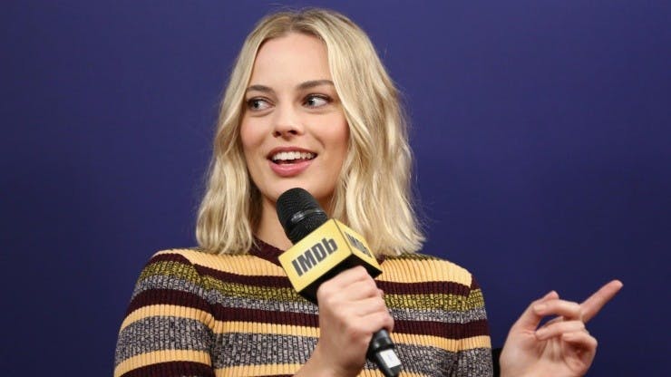 Margot Robbie.