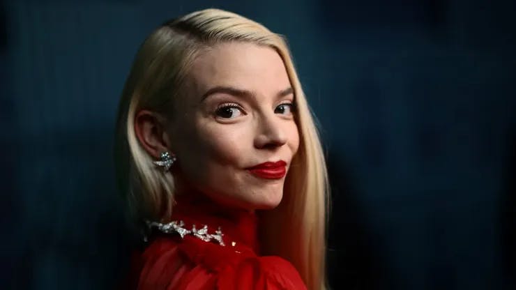 Así era Anya Taylor-Joy antes de operarse.
