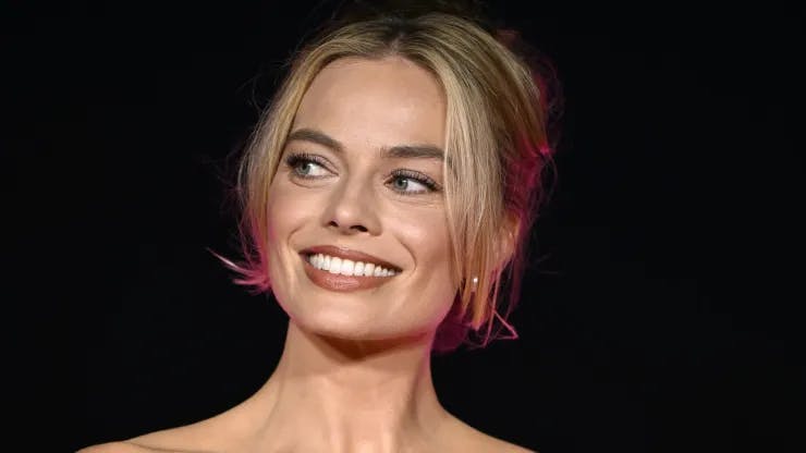 El cambio físico de Margot Robbie.
