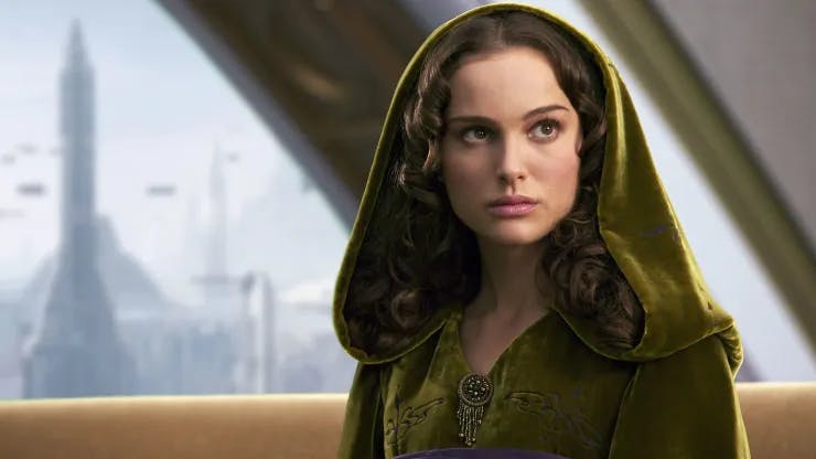 La extraña pregunta del Rey Carlos a Natalie Portman sobre Star Wars